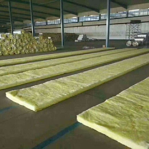 华美玻璃棉卷毡生产厂家,玻璃棉毡厂家
