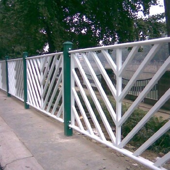 生产人行道护栏市政栏杆机动车道隔离栏规格