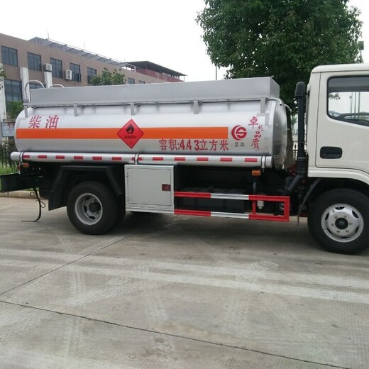 广东新款2吨5吨8吨油罐车公司