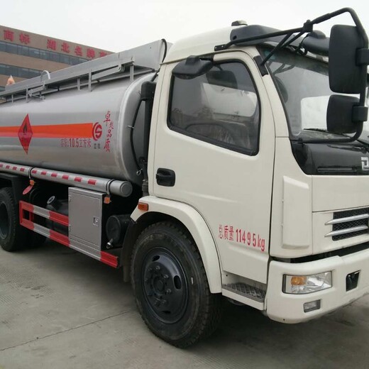 四川供应2吨5吨8吨油罐车质量可靠