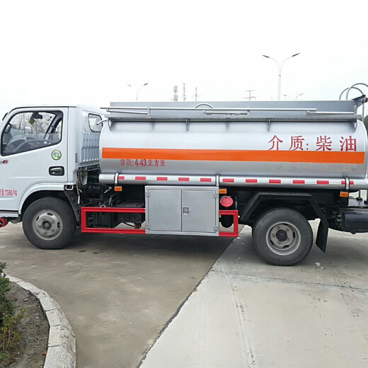 荆州热门东风5吨加油车制作精良