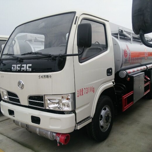 四川供应2吨5吨8吨油罐车安全可靠