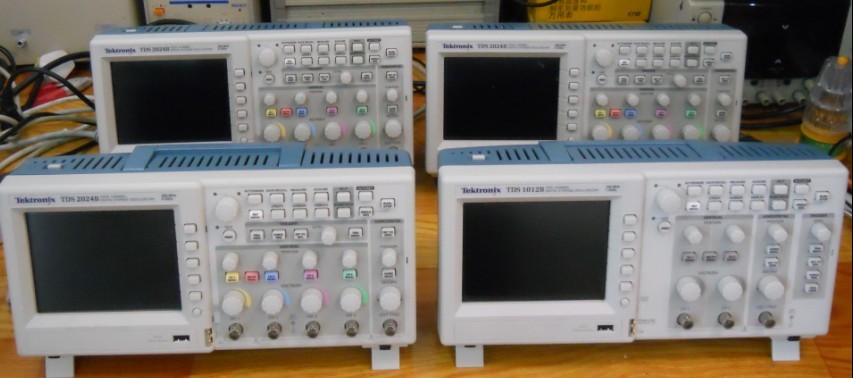 TDS3034C示波器数字荧光示波器