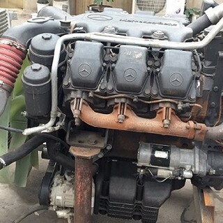 奔驰泵车4141配件OM501LA发动机配件图片4