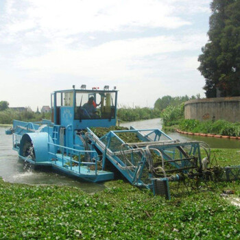 割草船价格永胜疏浚机械提供有品质的水葫芦打捞船