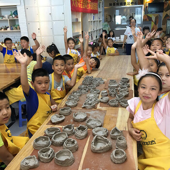 儿童手工陶艺加盟品牌——儿童手工陶艺加盟找天物坊陶艺文化