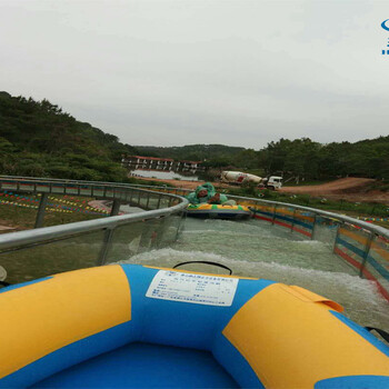 玻璃滑道工程哪家好创新的玻璃滑道就在广州环水水上设施建造