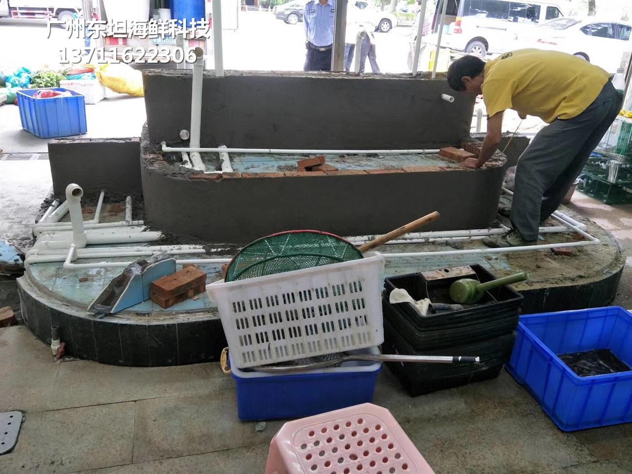 廣州白云定做海鮮市場玻璃魚池