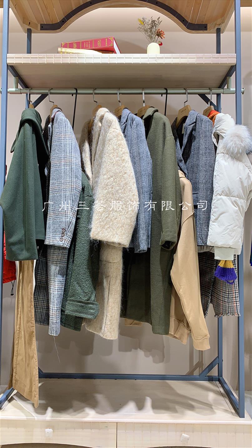 南京广州三荟品牌折扣女装批发