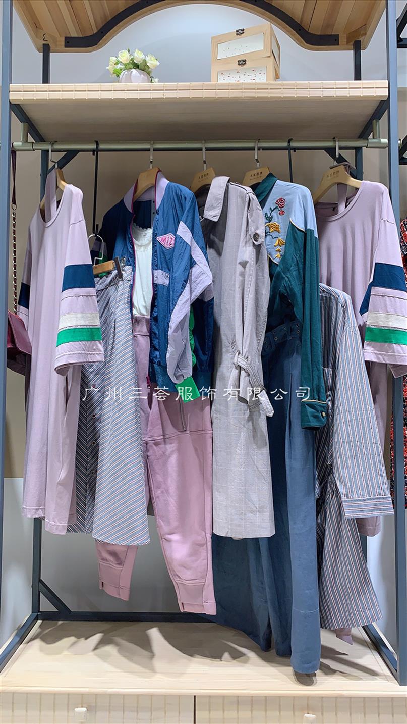 派克服冬款