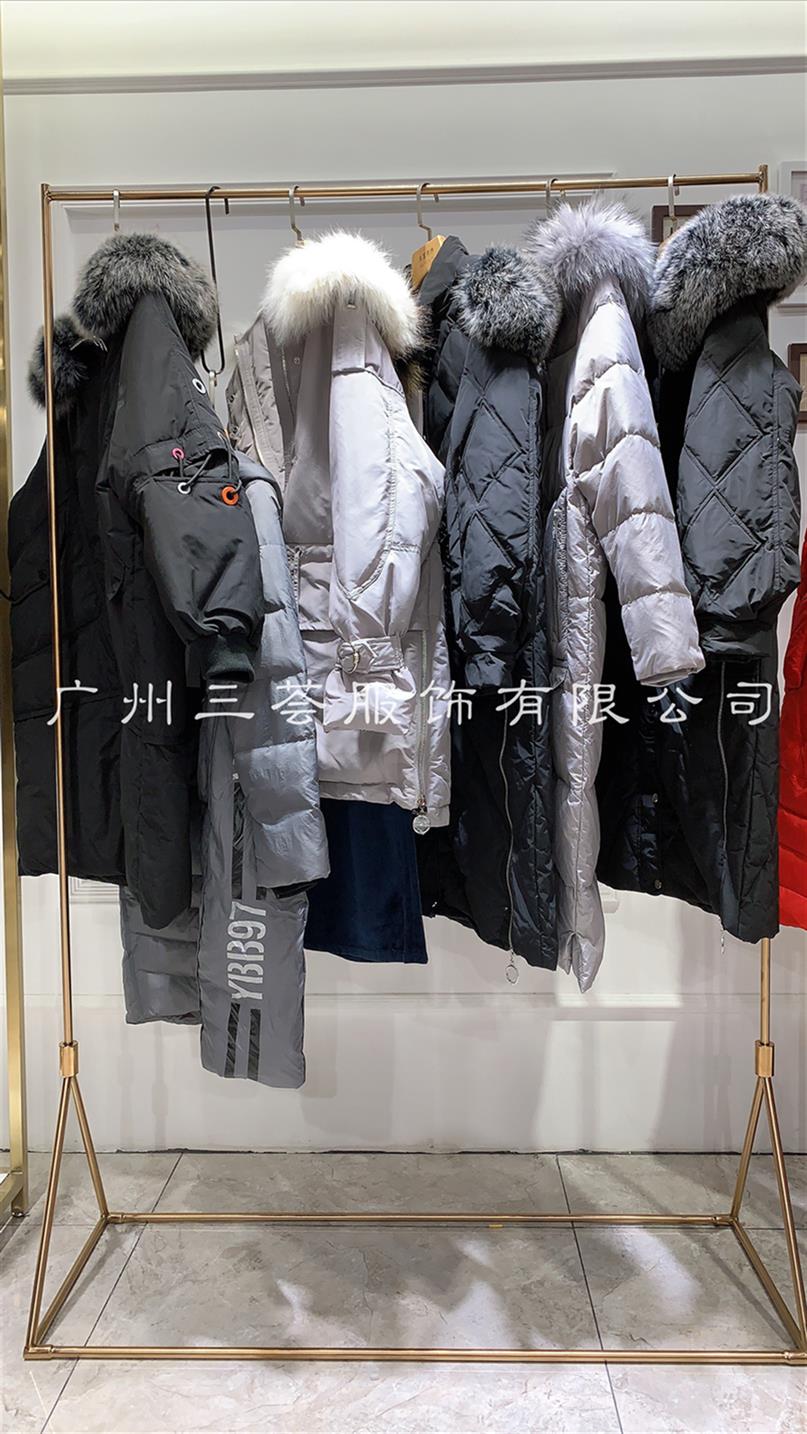 鞍山羽芮羽絨服冬款品牌貨源