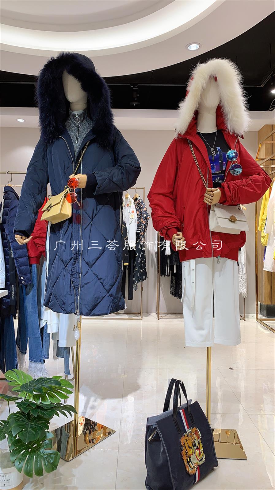 鞍山布卡中高專柜品牌尾貨女裝批發