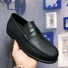 广州真皮男鞋工厂专业生产品牌手工休闲商务正装皮鞋承接OEM贴牌加工图片