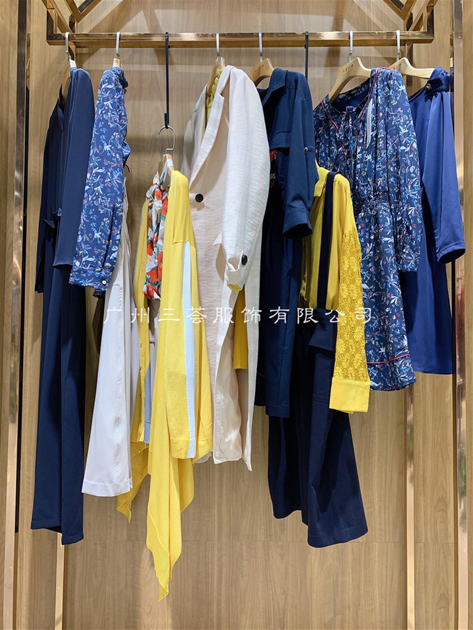 南通大碼女裝品牌尾貨專柜