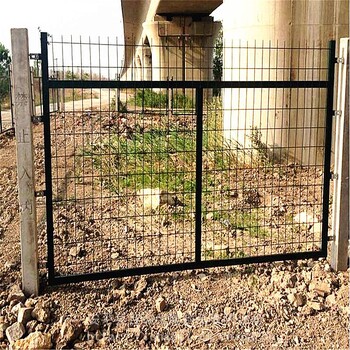 高铁桥下防护栅栏通线2012（8002）金属网片栅栏现货供应