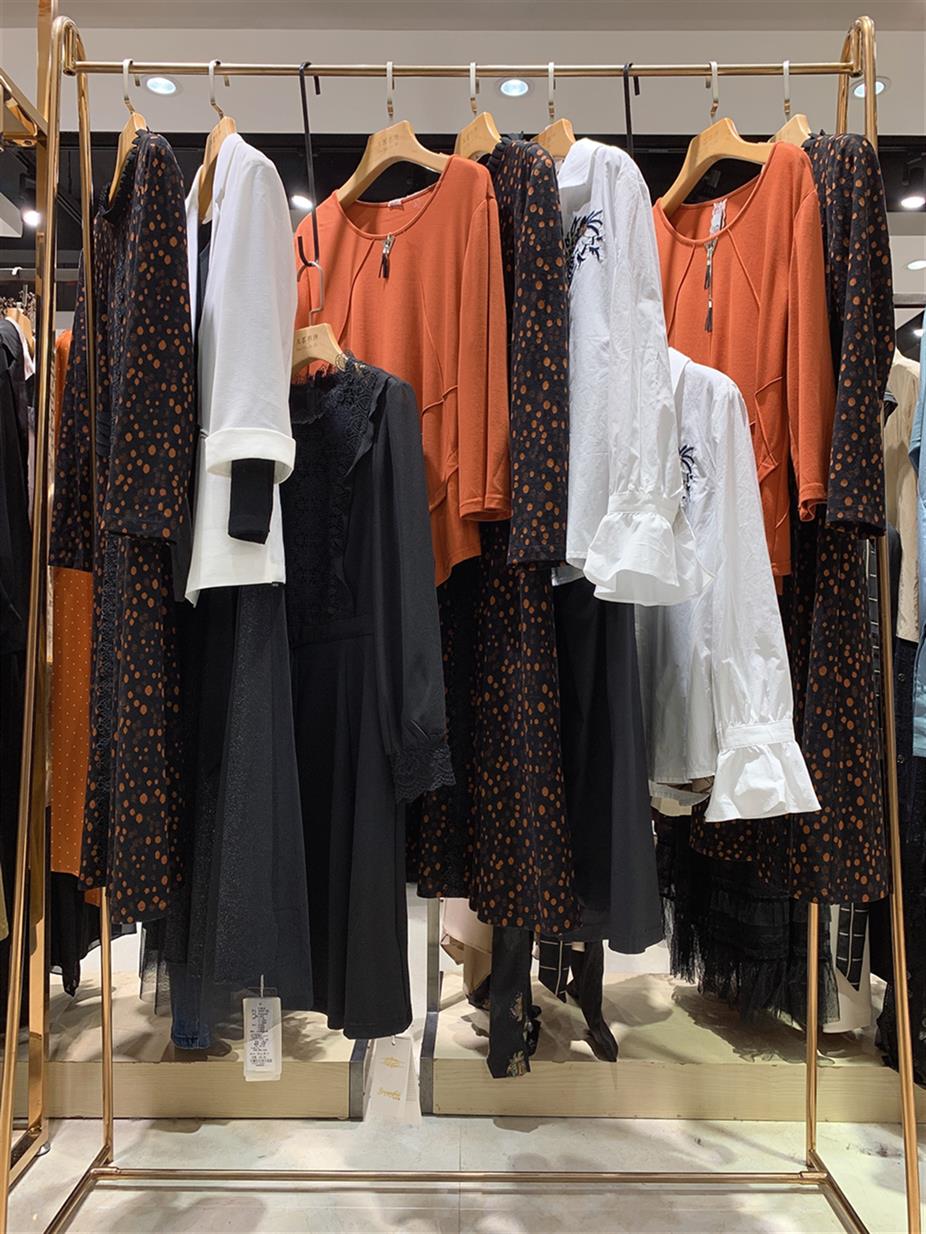 臨沂品牌女裝批發(fā)價(jià)格便宜免費(fèi)加盟