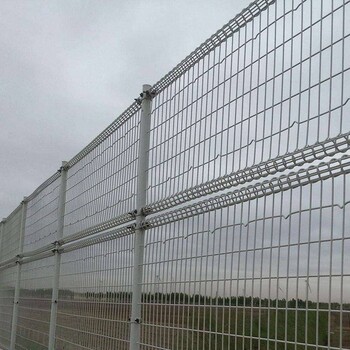 卷圈护栏游乐场外墙护栏港口绿化围栏网