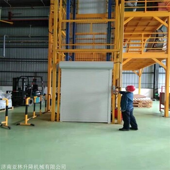 河北液壓貨梯廠家 2噸4米導(dǎo)軌式貨梯亞林定制