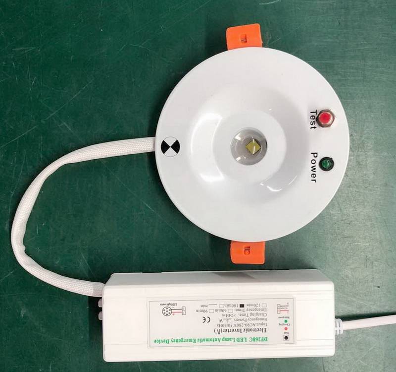 澳洲AS2293小飞碟灯应急灯EXIT方向指示灯厂家现货直批