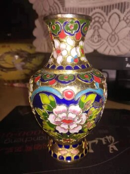 我有花瓷出手_花瓷真假鑒定_花瓷價(jià)格評估_花瓷交易