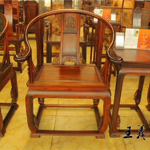 王义红木交趾黄檀桌椅,绿色环保大红酸枝椅子设计新颖