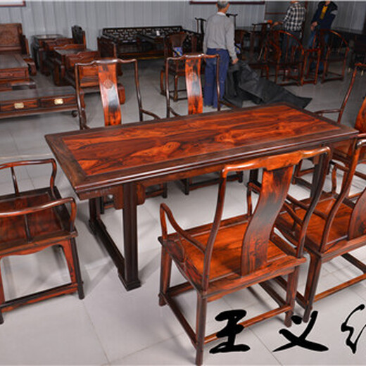 王义红木缅花梨餐桌,用材考究老挝大红酸枝餐桌韵流
