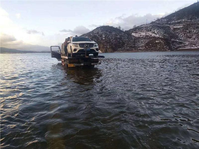 成都车辆道路救援服务费用