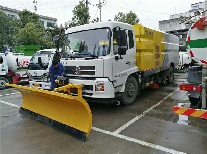 东风扫路车道路扫路车,天龙16方道路洗扫车