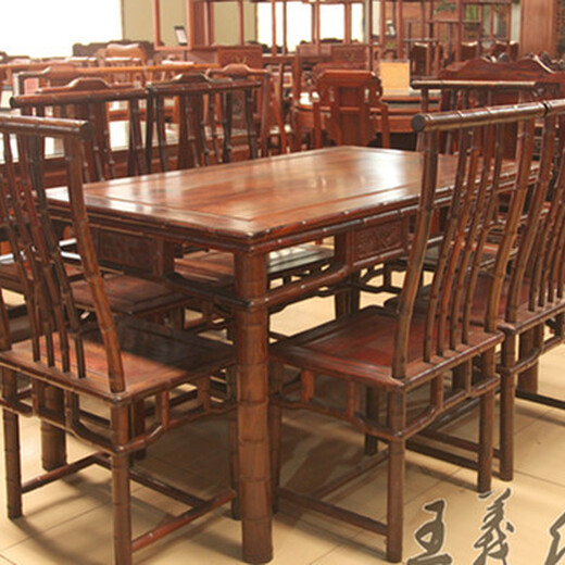 王义红木圆形红木餐桌,济宁古时尚王义红木大红酸枝餐桌