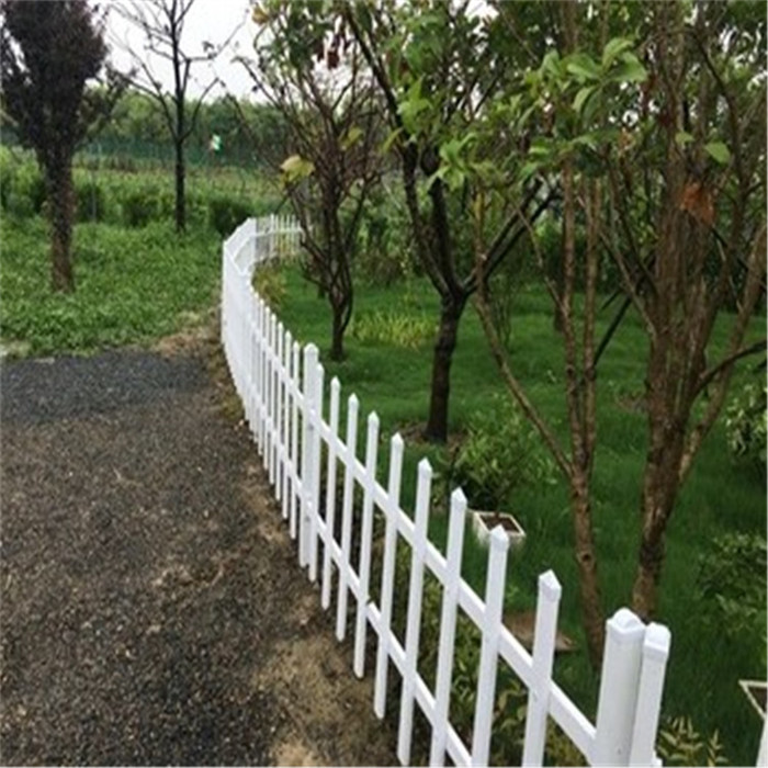 小區(qū)pvc護(hù)欄