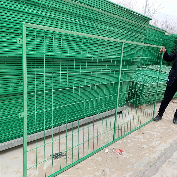 绿色双边丝护栏网