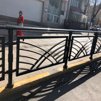 市政安全護欄 城市道路 生產(chǎn)廠家