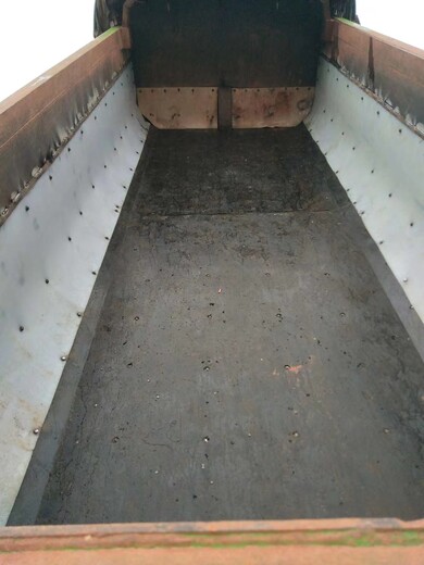 河南承接渣土车车厢滑板厂家,翻斗车车底衬板