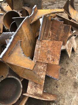 东莞洪梅镇专业回收风割铁边角料多少钱一斤,废铁回收