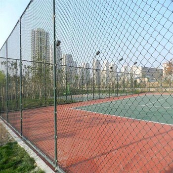 运动场防护网勾花铁丝网篮球场体育场围栏网