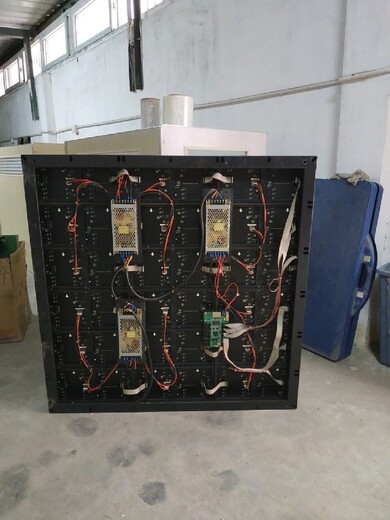 博尔塔拉LED工程屏回收,回收二手LED工程屏报价