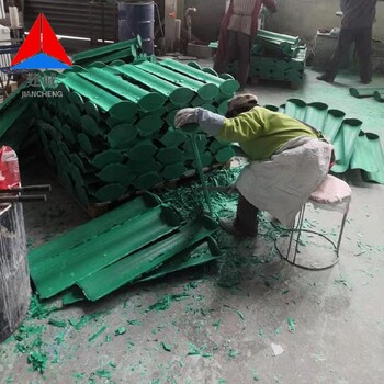 北京建诚玻璃钢防眩板质量可靠,玻璃钢防眩板厂
