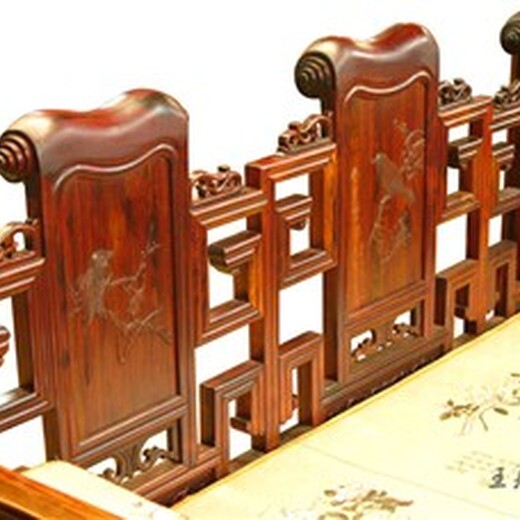 王义红木老红木餐桌,北京一木双开王义红木大红酸枝圈椅很费功夫