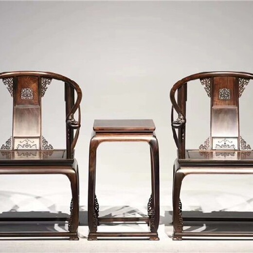 青岛工艺大红酸枝圈椅器型优雅,缅甸花梨圈椅