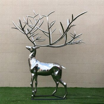 不锈钢鹿雕塑镜面鹿雕塑
