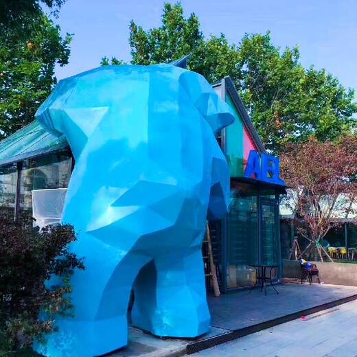 贵州不锈钢几何熊雕塑施工厂家,玻璃钢切面熊雕塑