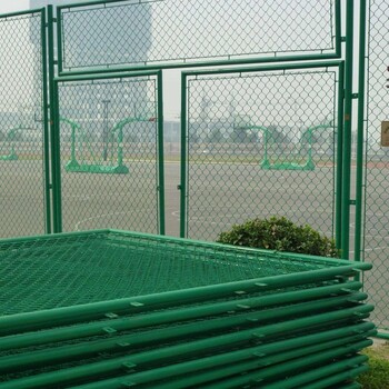 汉沽足球场围网表面处理方式体育场围网