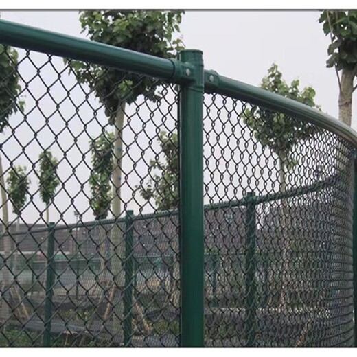 河北喷塑篮球场围网厂家报价墨绿色篮球场围网