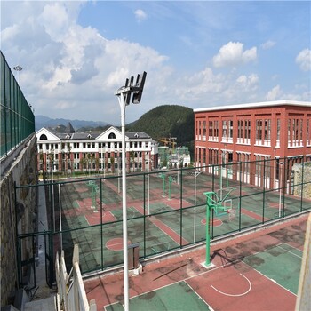 厦门篮球场围网质量可靠,体育场围网