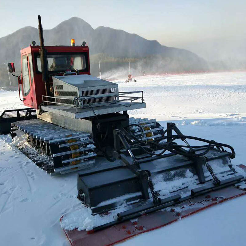 河南路畅万金体育下载app多功能除雪车