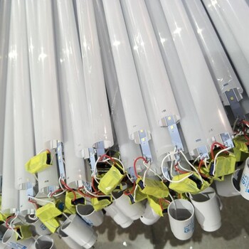 塑包铝led灯管1.2米1.5米过CE认证-郎特照明