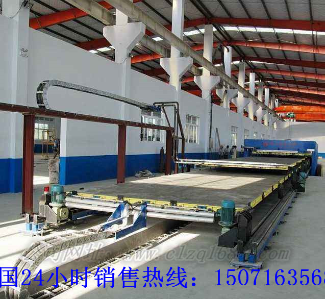 冷藏车18米大型复合板材生产线.jpg