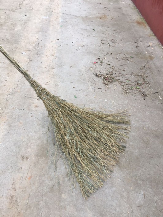 厂家批发天然竹枝大扫把竹扫帚笤帚马路清扫帚