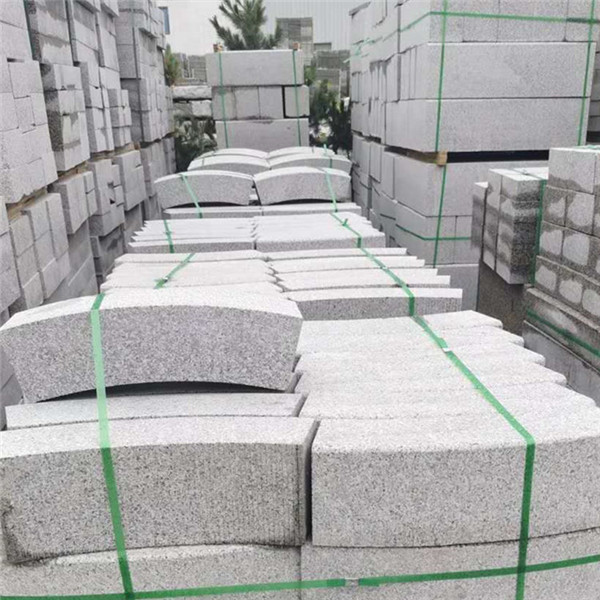 花崗巖彎道石.jpg