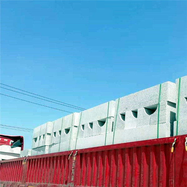 s型路緣石價格.jpg